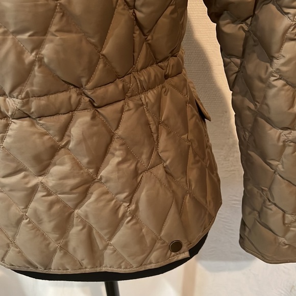 Eddie Bauer down jacket, size extra small - Picture 10 of 16